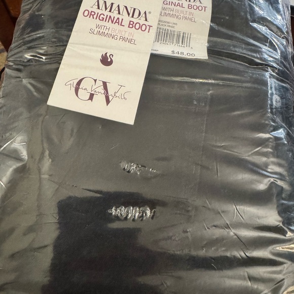 Gloria Vanderbilt Amanda OG Bootcut Jeans with Slimming Panel size 16 - black - Picture 4 of 8